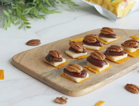 Torres de dátiles y mango con TASU Chips